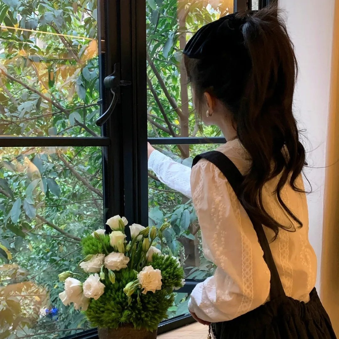 剧院的夏尔洛